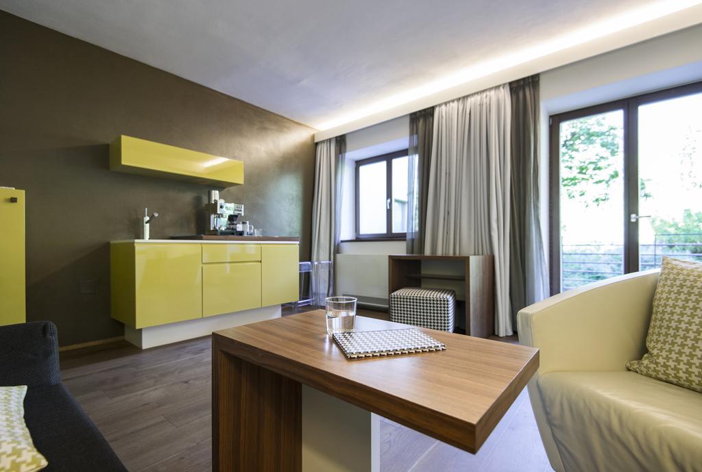 Designhotel Gius La Residenza Caldaro Bagian luar foto