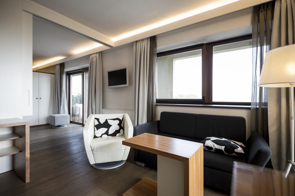 Designhotel Gius La Residenza Caldaro Bagian luar foto