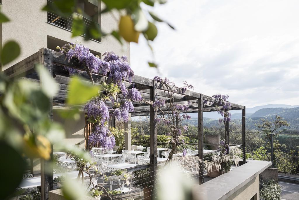 Designhotel Gius La Residenza Caldaro Bagian luar foto
